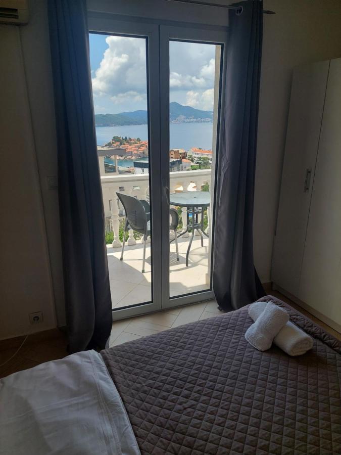Apartments Aleksandar Sveti Stefan Extérieur photo