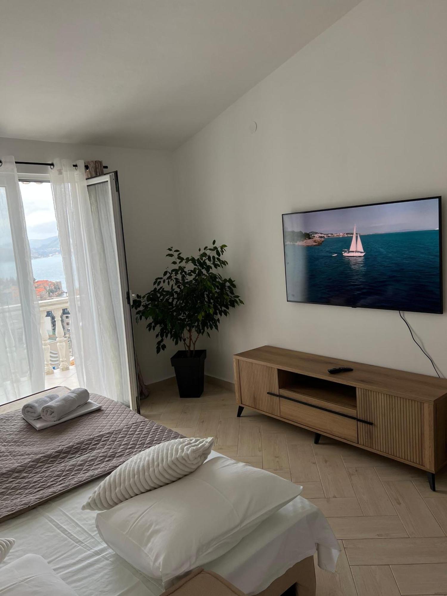 Apartments Aleksandar Sveti Stefan Extérieur photo