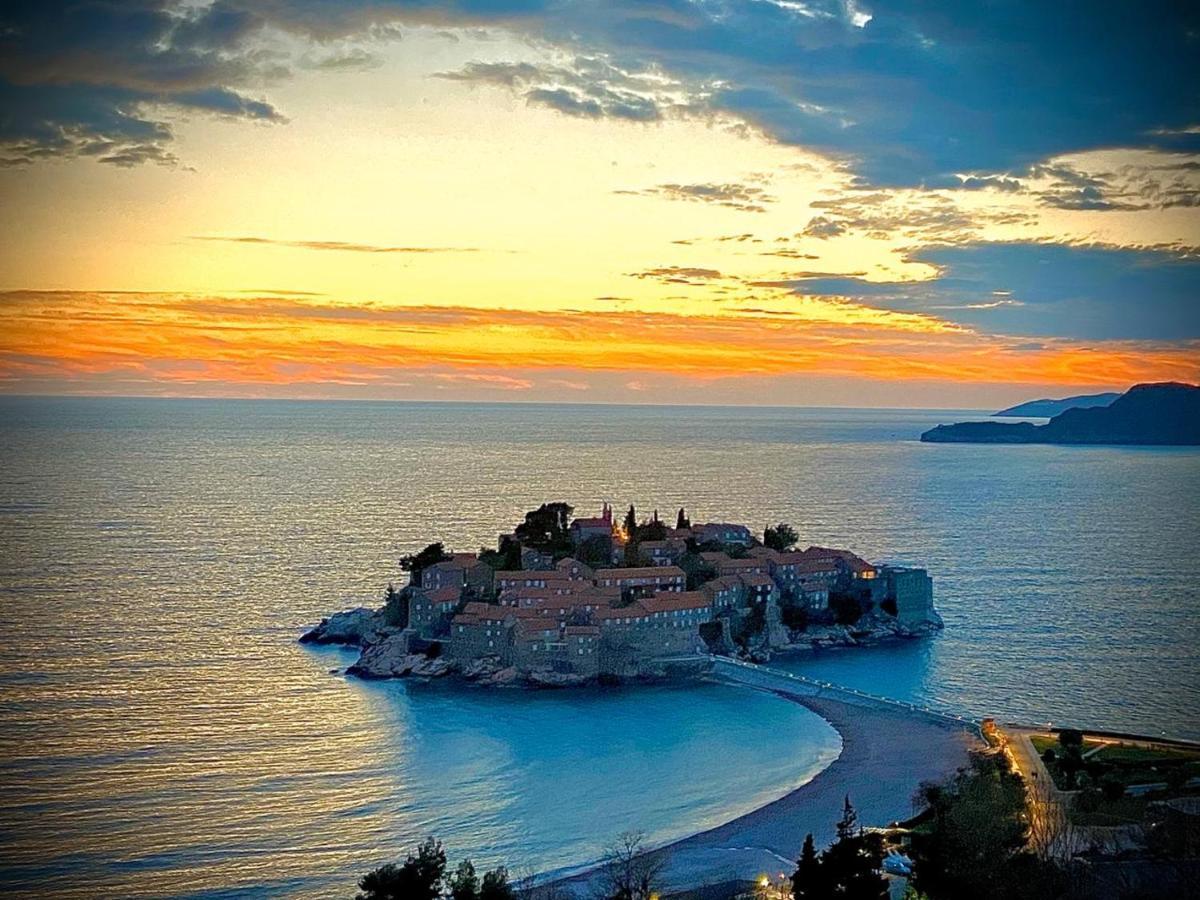 Apartments Aleksandar Sveti Stefan Extérieur photo